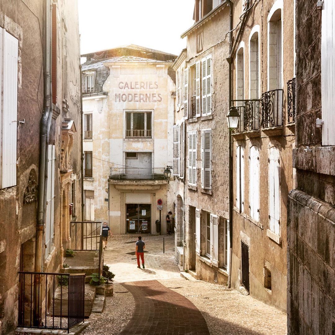 Source: http://alisaineurope.tumblr.com