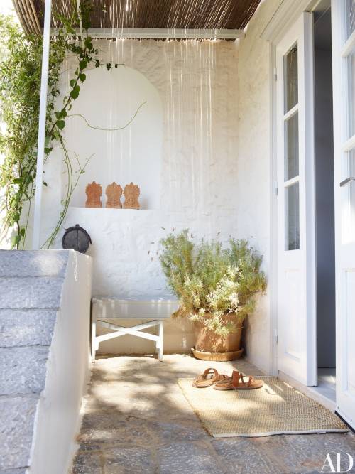 Source: http://alisaineurope.tumblr.com