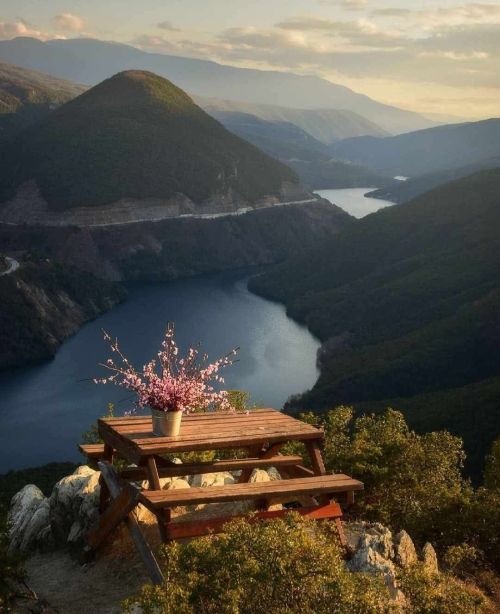 Source: http://gemsofgreece.tumblr.com