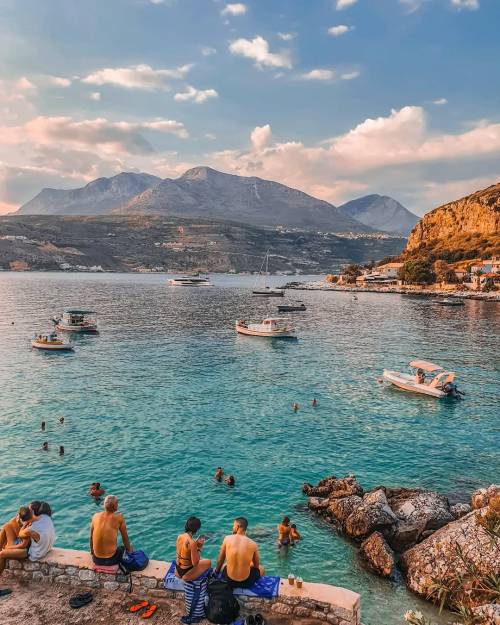 Source: http://gemsofgreece.tumblr.com