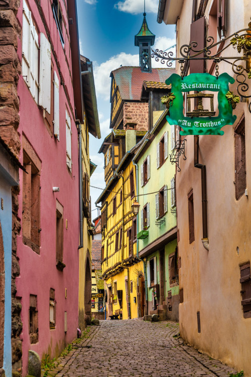 Source: http://allthingseurope.tumblr.com