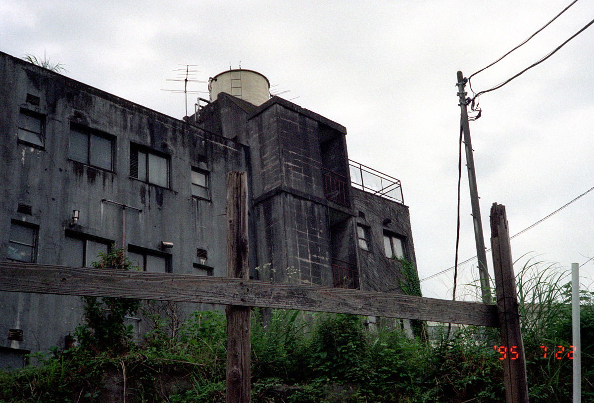 Source: http://tsukikages.tumblr.com