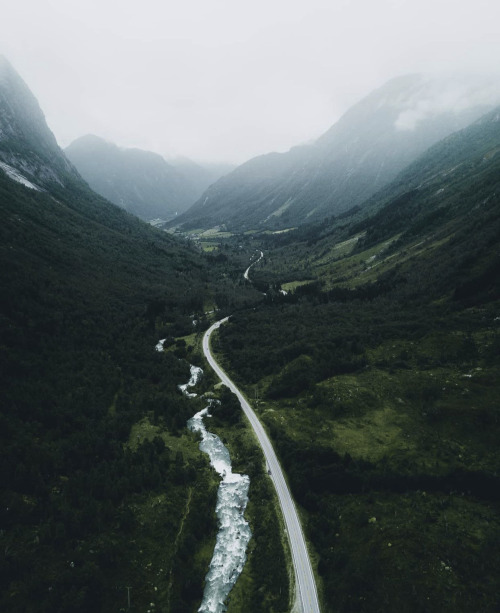 Source: http://whanderlost.tumblr.com