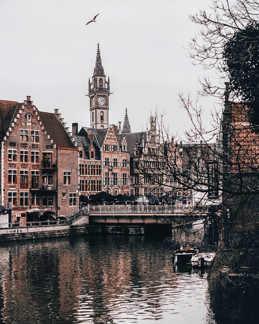 Source: http://alisaineurope.tumblr.com