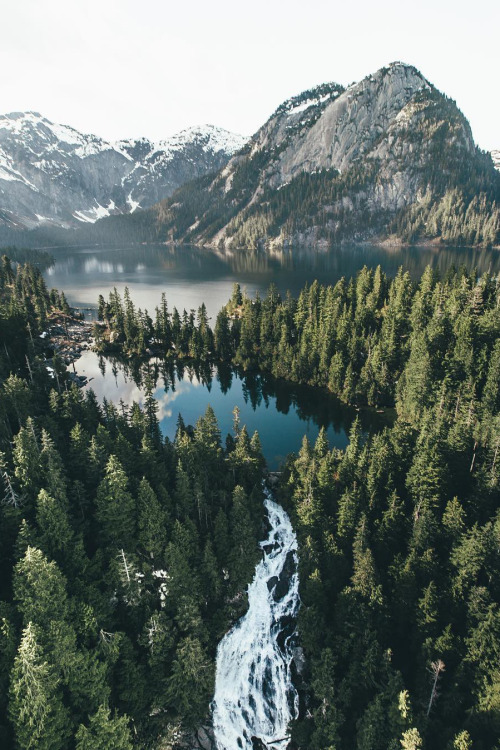 Source: http://whanderlost.tumblr.com