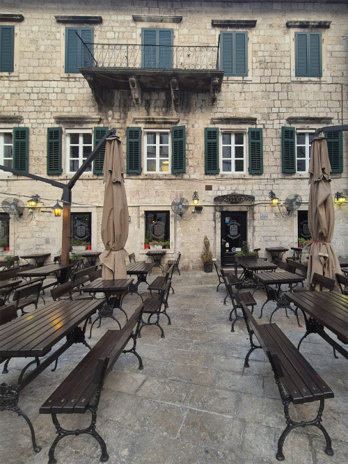 Source: http://alisaineurope.tumblr.com