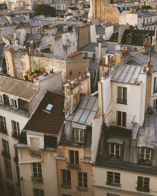 Source: http://alisaineurope.tumblr.com