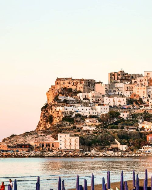 Source: http://icharous.tumblr.com