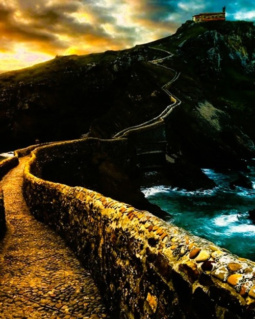 Source: http://famousinuniverse.tumblr.com