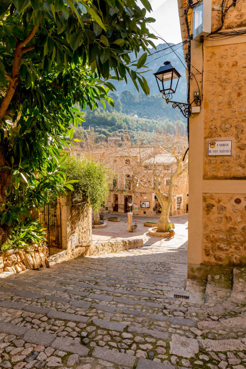 Source: http://allthingseurope.tumblr.com