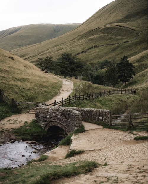 Source: http://losttindxmoon.tumblr.com